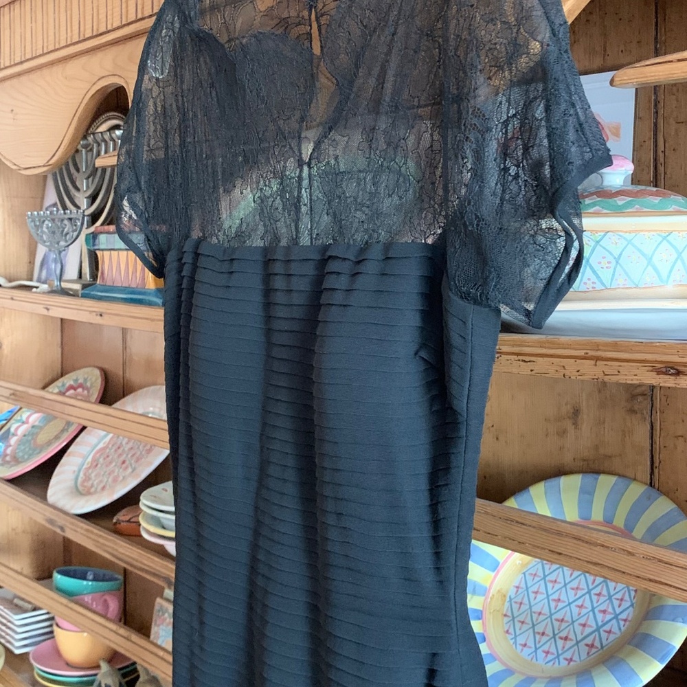 Melinda Eng Silk & Lace Cocktail Dress – Black – Size M